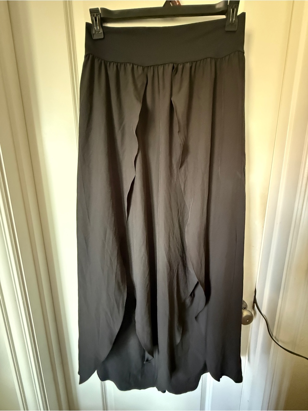 HALARA- Elegant Flowy Black Pants with Draped Overlay